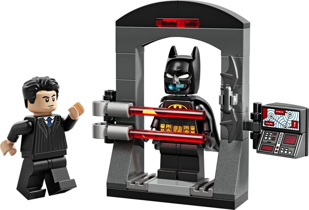 LEGO Batman: Bruce Wayne and the Batsuit