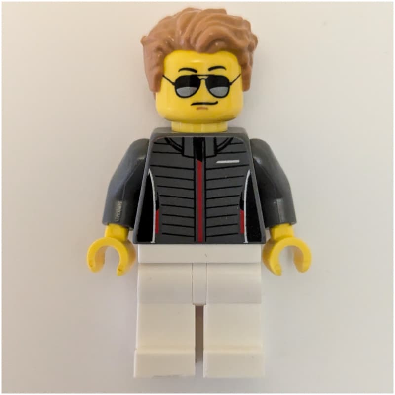 Race Driver - Dark Bluish Grey Torso, White Legs, Medium Nougat Hair