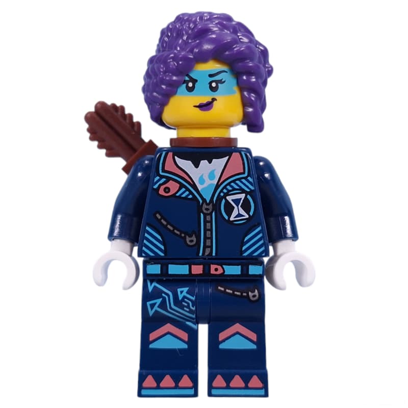 Zoey, Dark Blue Suit, Quiver