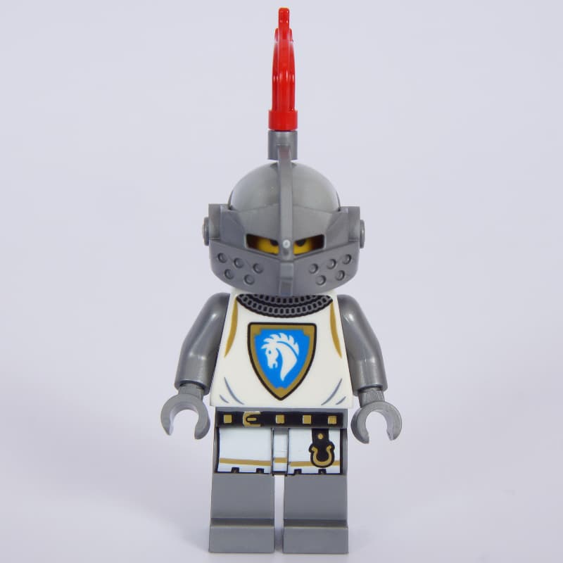 Knight, Female, White Tunic, Helmet with Red Plume